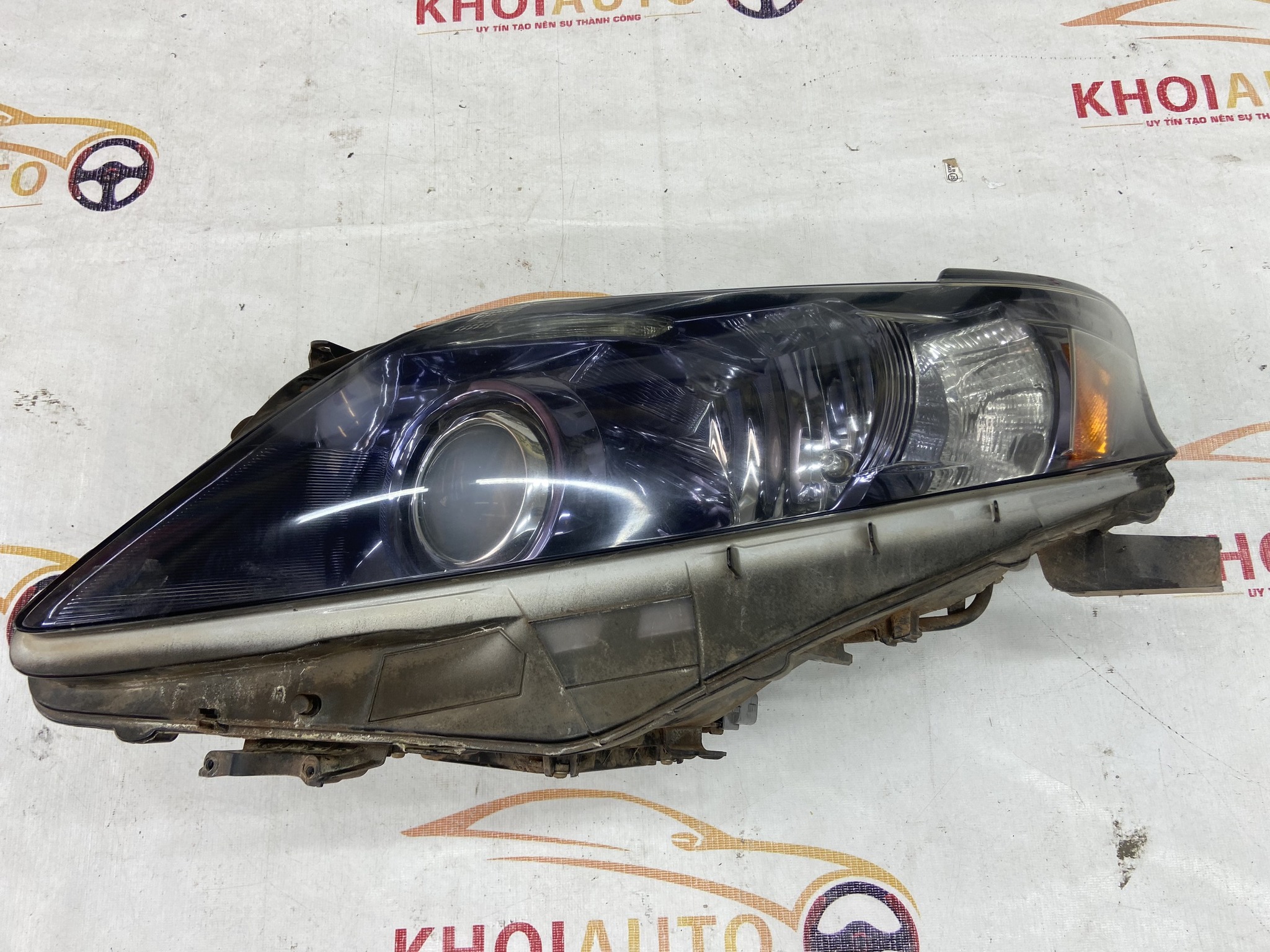 81185-48761 Đèn Pha Lexus RX450h 2009-2012 Vế Trái(LH) Bãi Tháo Xe (old) 8118548761