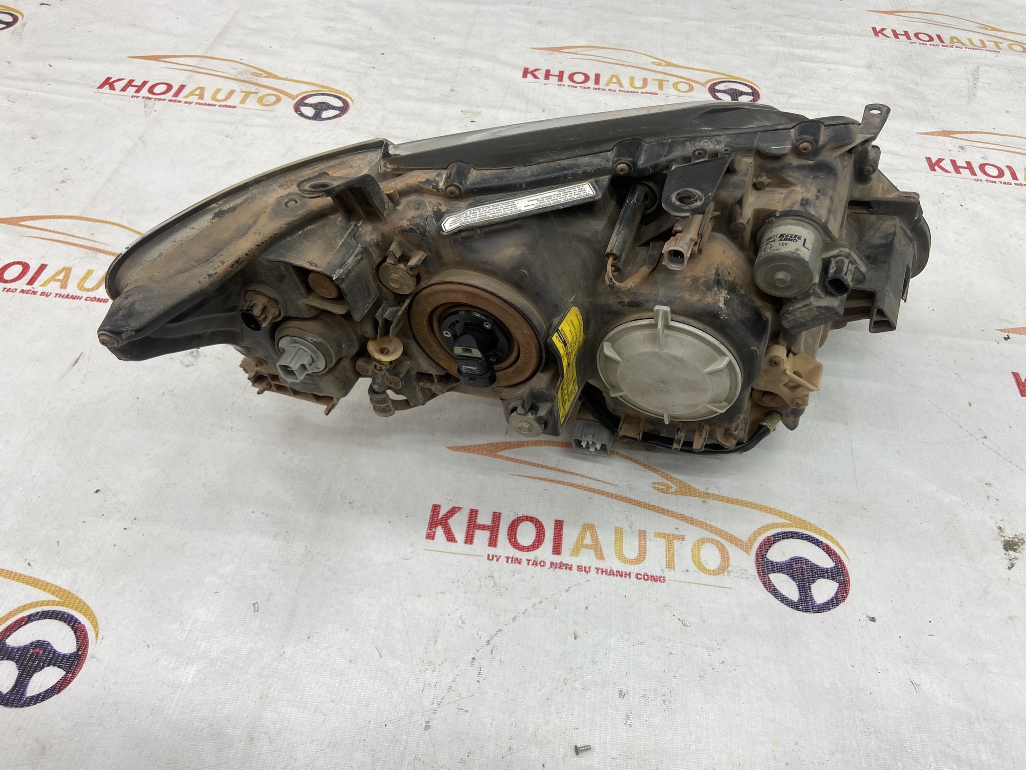 81185-48761 Đèn Pha Lexus RX450h 2009-2012 Vế Trái(LH) Bãi Tháo Xe (old) 8118548761