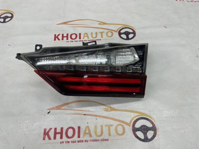 81581-48210 Đèn Hậu Trong  Bãi Tháo Xe Lexus RX Series RX350 RX450h 2016-2019 Vế Phải (RH) 8158148210