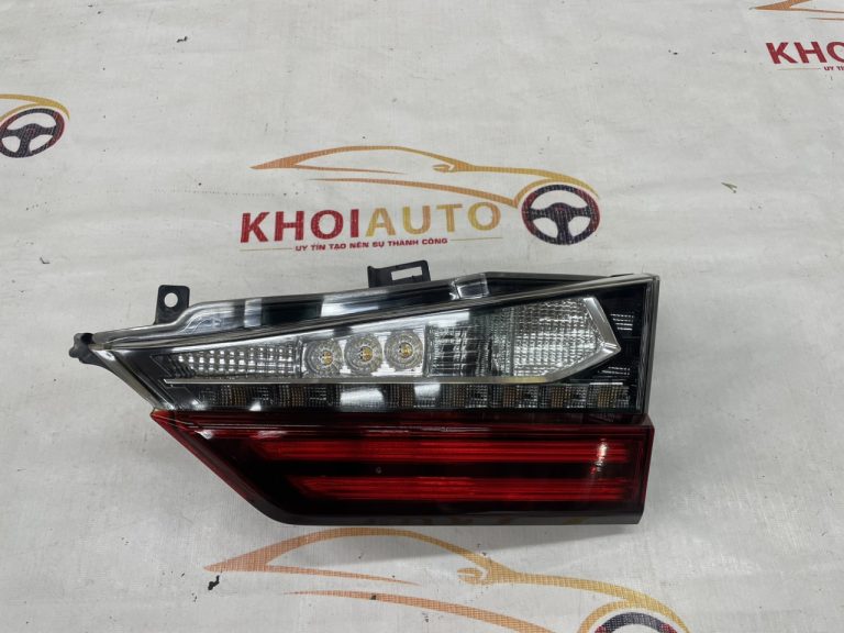 81581-48201 Đèn Hậu Trong Lexus RX Series RX350 RX450h 2016-2019 Vế Phải (RH) 8158148201