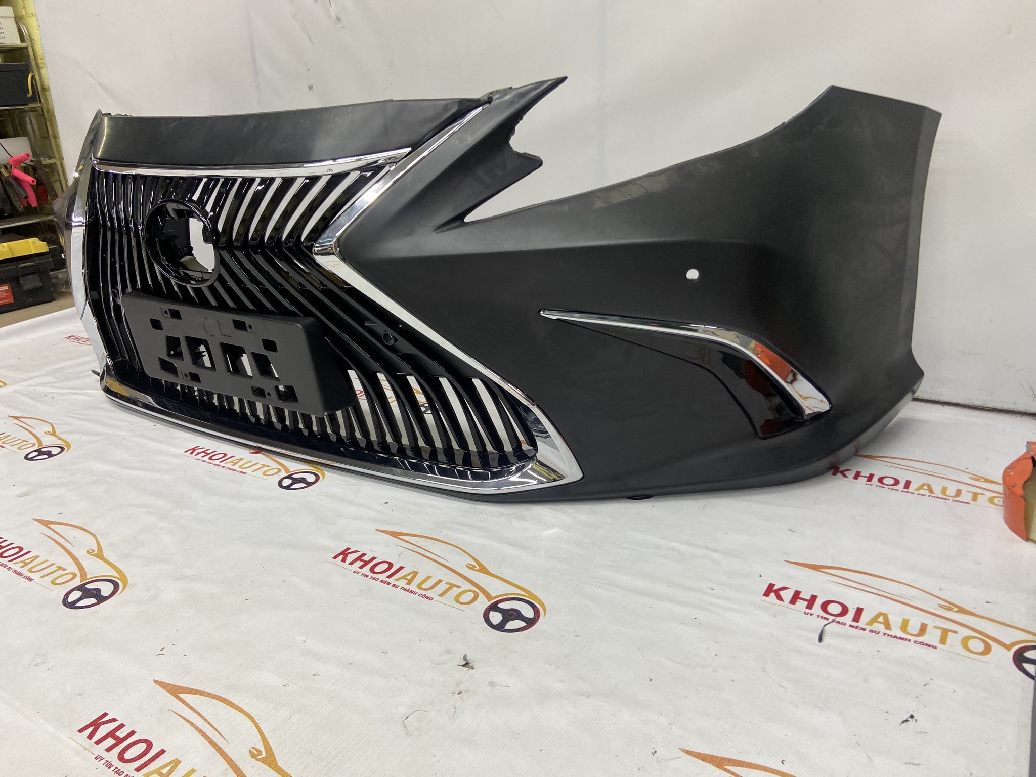 BODYKIT ĐỘ LEXUS ES350 2013-2018 ĐỘ PHIỂN BẢN 2020