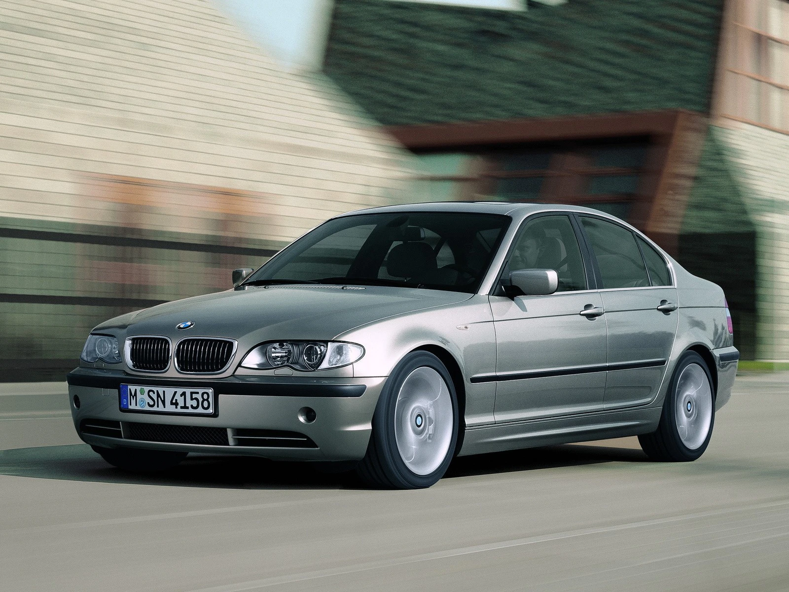 bmw 3 series e46 167121 15455572462741977320041 1715929061248 17159290614421830492850 1716364787844 17163647879964646737