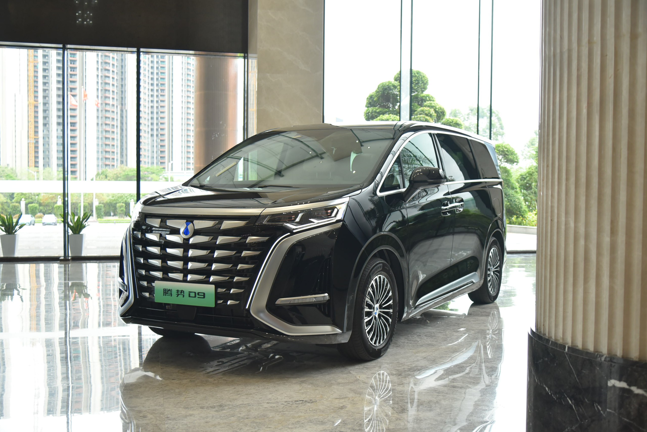 byd denza d9 28 1713934765999390572613