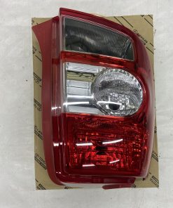 81561 52620 Den Hau Toyota Scion 2013 2015 Ve Trai LH 8156152620 7