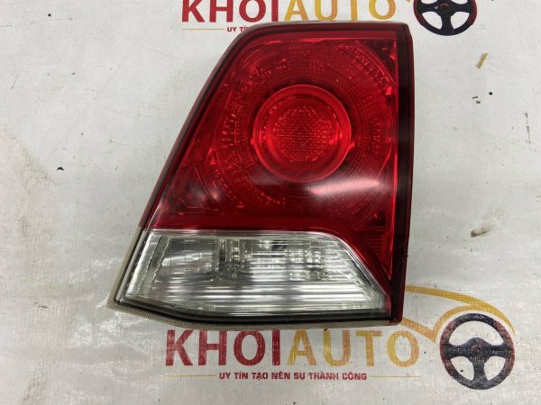 81581-60300 Đèn Hậu Trong TOYOTA Land Cruiser 2013-2015 Vế Phải Bãi Tháo X8158160300
