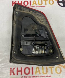 81581-60300 Đèn Hậu Trong TOYOTA Land Cruiser 2013-2015 Vế Phải Bãi Tháo X8158160300