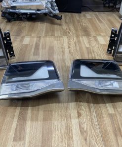 Đèn Hậu TOYOTA Land Cruiser 2016-2020 Màu Đen