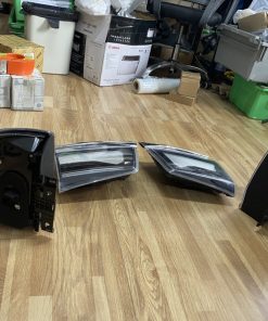 Đèn Hậu TOYOTA Land Cruiser 2016-2020 Màu Đen