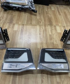 Đèn Hậu TOYOTA Land Cruiser 2016-2020 Màu Đen