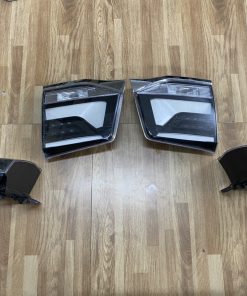 Đèn Hậu TOYOTA Land Cruiser 2016-2020 Màu Đen