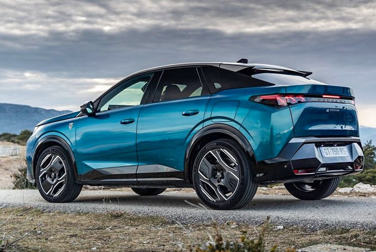 Peugeot 3008 phien ban nang cap lo dien co them dong co lai Hybrid 3008 3 1717392495 551 width740height495