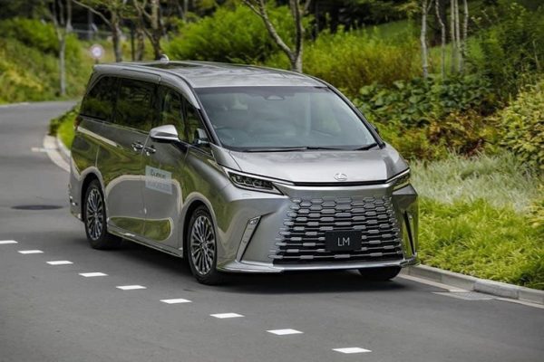 dai ly Viet Nam nhan coc Lexus LM 500h gia du kien tu 72 ty dong 1 1709439327 868 width740height493