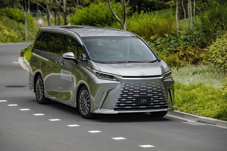 dai ly Viet Nam nhan coc Lexus LM 500h gia du kien tu 72 ty dong 1 1709439327 868 width740height493