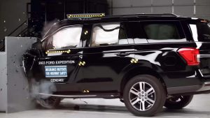 ford expedition crash test 1717999811454320971377