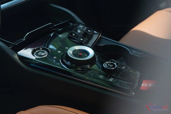 w num xoay chuyen so 3381