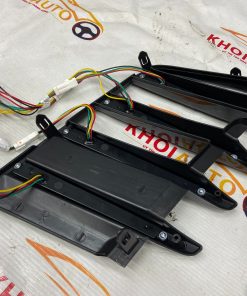 53112-60440 Ốp Lưới Tản Nhiệt Dưới TOYOTA Land Cruiser 2021-2024 LC300 Vế Phải(RH) Bản Độ Có Đèn 5311260440