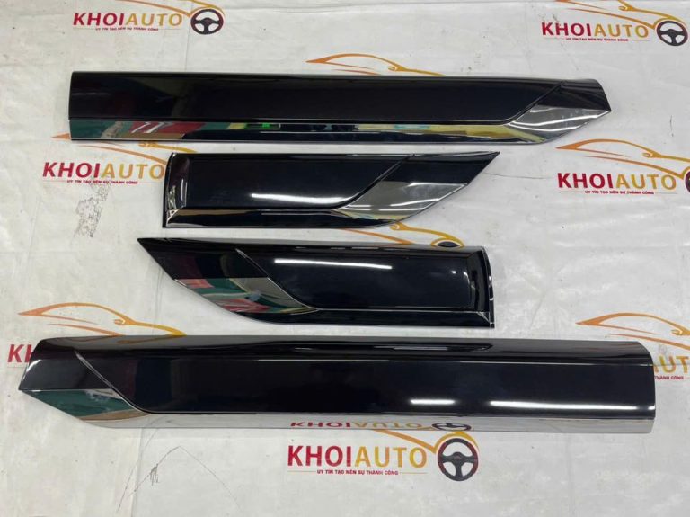 Nẹp Mạ Cánh Cửa TOYOTA LANDCRUISER LC300 20223-2025 Màu Đen