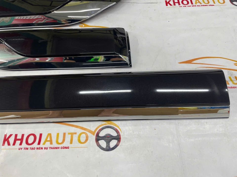 Nẹp Mạ Cánh Cửa TOYOTA LANDCRUISER LC300 2023-2025 Màu Đen