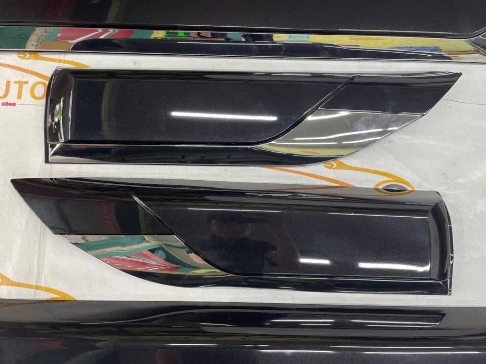 Nẹp Mạ Cánh Cửa TOYOTA LANDCRUISER LC300 2023-2025 Màu Đen