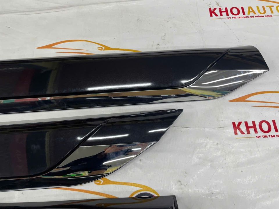 Nẹp Mạ Cánh Cửa TOYOTA LANDCRUISER LC300 2023-2025 Màu Đen