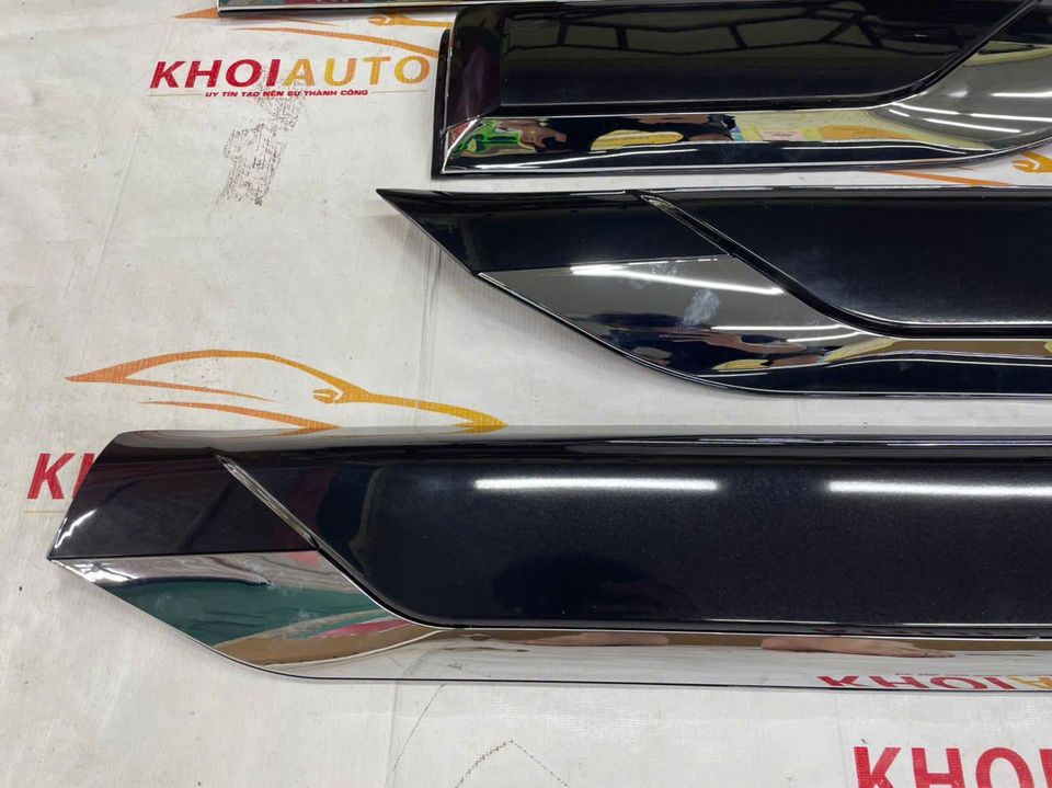 Nẹp Mạ Cánh Cửa TOYOTA LANDCRUISER LC300 2023-2025 Màu Đen