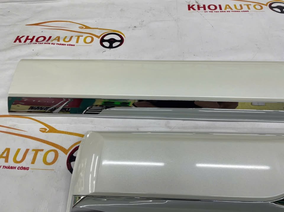 Nẹp Mạ Cánh Cửa TOYOTA LANDCRUISER LC300 2023-2025 Màu Trắng