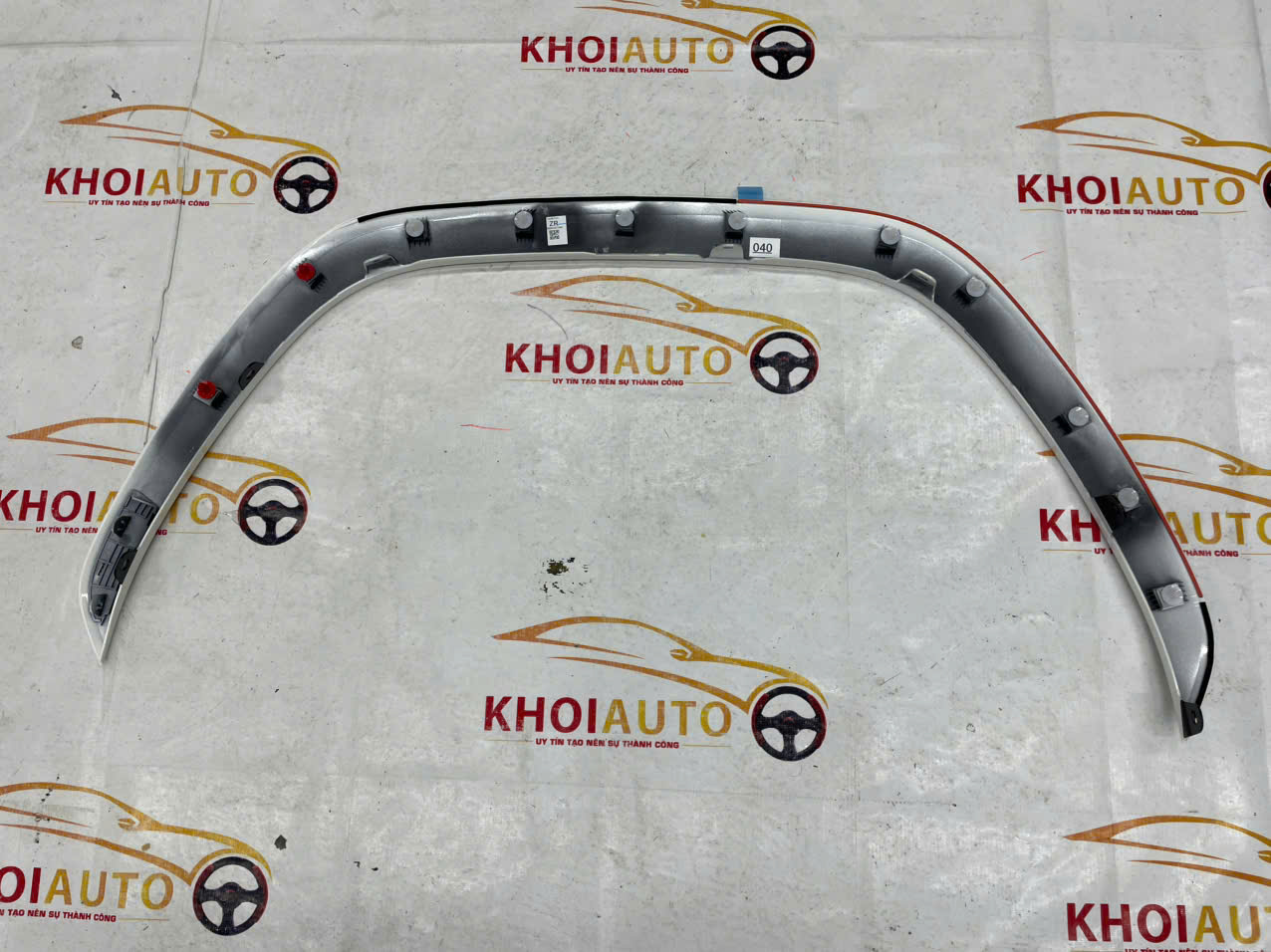 75601-60062-A0 Ốp Nhựa Tai Xe Trước TOYOTA Land Cruiser LC300 2021-2024 Vế Phải(RH)7560160062A0