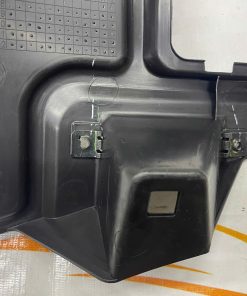 77277-60140 Ốp Bảo Vệ Ống Dẫn Nhiên Liệu LEXUS LX570 2009-2015 7727760140