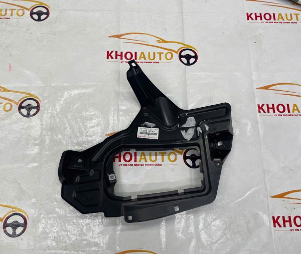 77277-60140 Ốp Bảo Vệ Ống Dẫn Nhiên Liệu LEXUS LX570 2009-2015 7727760140