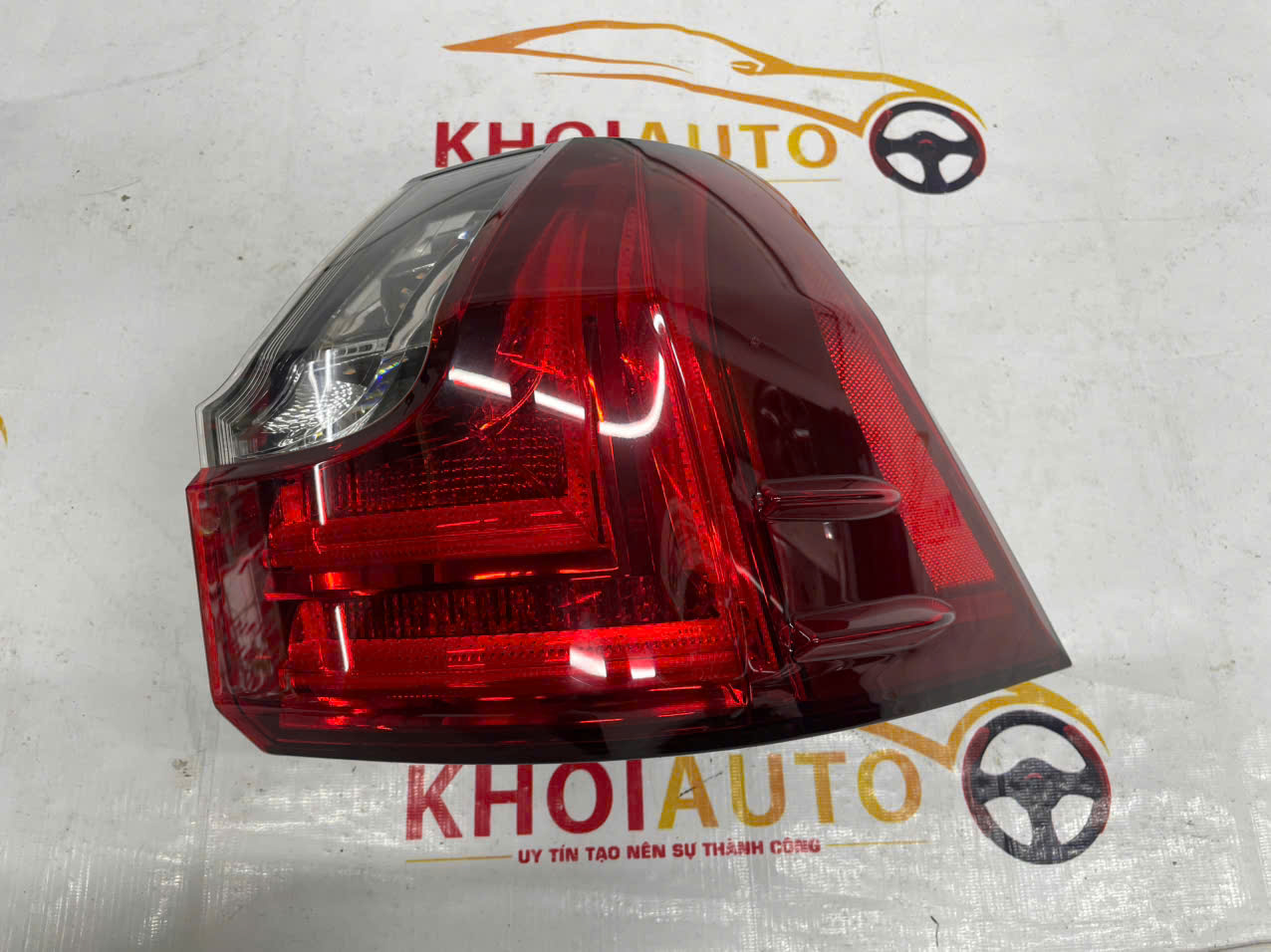 81551-60C00 Đèn Hậu Ngoài LEXUS LX570 2016-2020 Vế Phải(RH)8155160C00