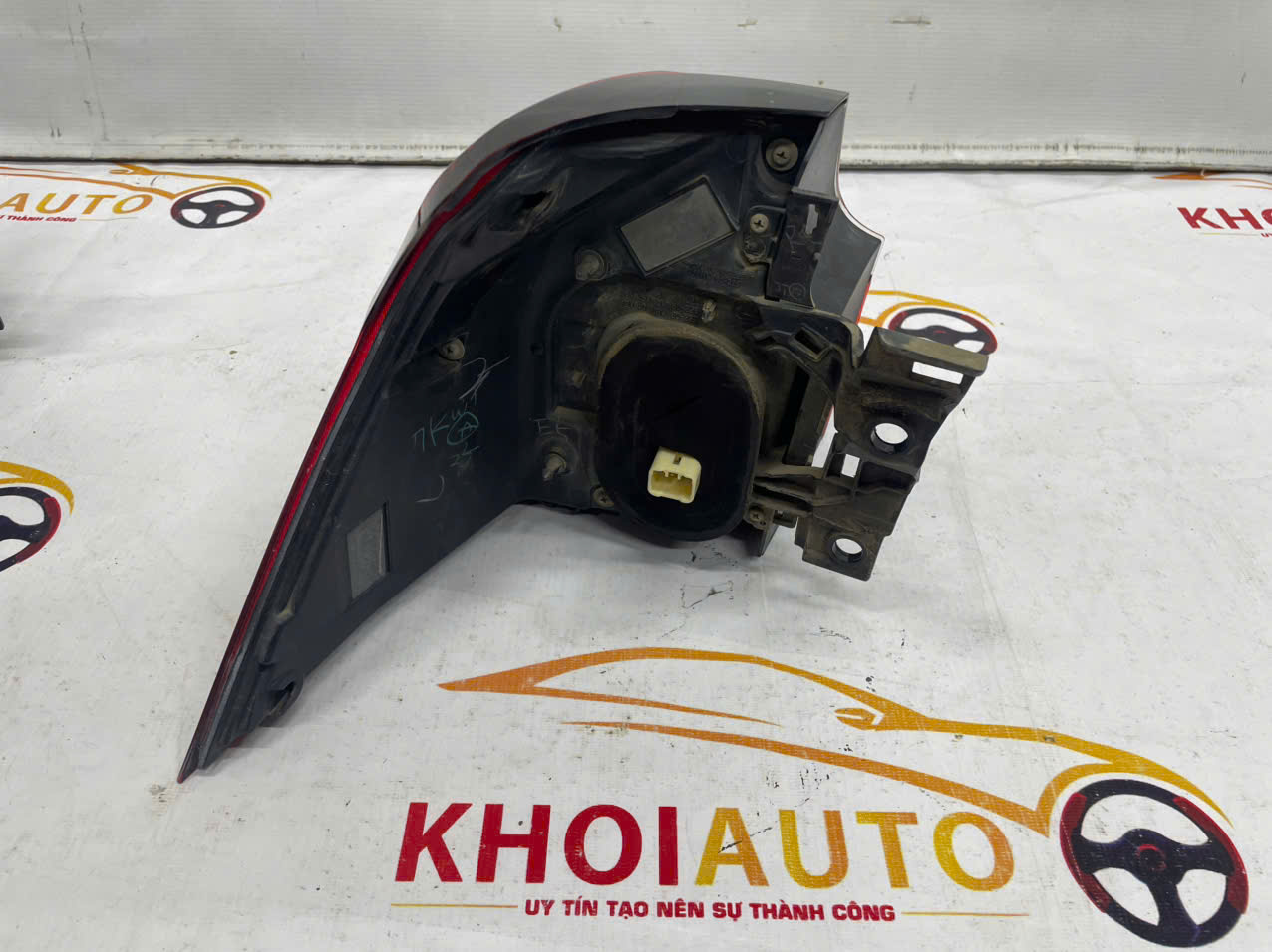 81551-60C00 Đèn Hậu Ngoài LEXUS LX570 2016-2020 Vế Phải(RH)8155160C00