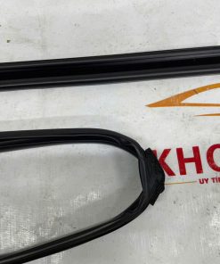 68151-60032 Gioăng Kính Cửa Trước LEXUS LX470 2002-2007 Vế Trái(LH)6815160032