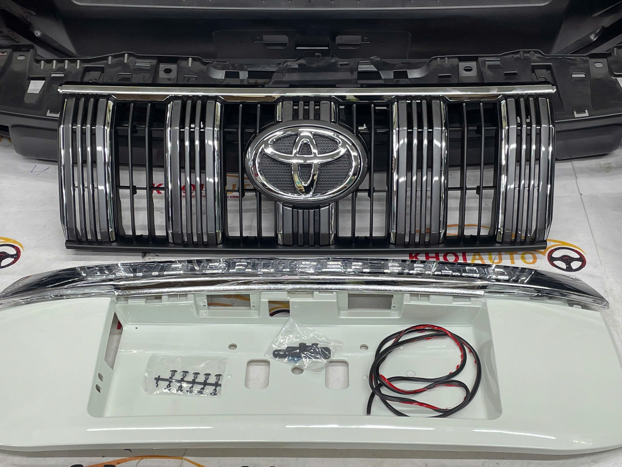 Nâng Đời Toyota Prado 2010-2016 Lên Phiên Bản 2020 - Body Kit Cao Cấp