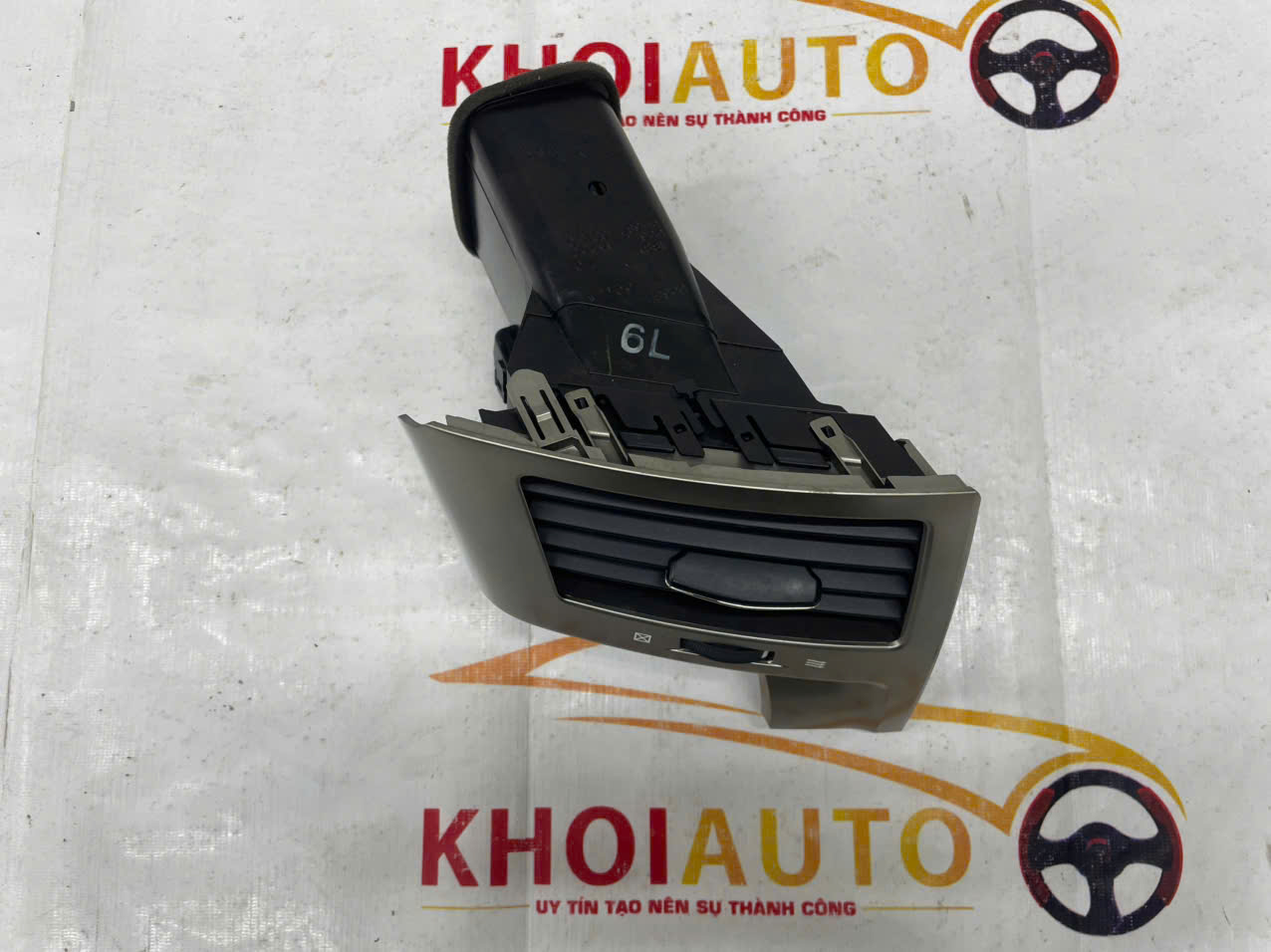 55670-60271 Cửa Gió Điều Hòa Trung Tâm LEXUS LX570 2013-2015 Vế Trái(LH)