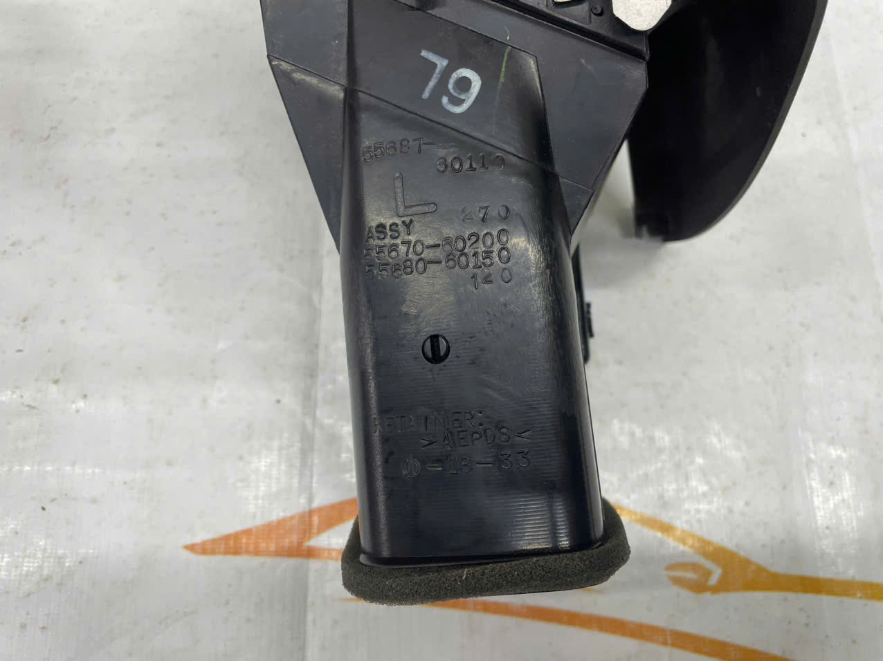 55670-60271 Cửa Gió Điều Hòa Trung Tâm LEXUS LX570 2013-2015 Vế Trái(LH)