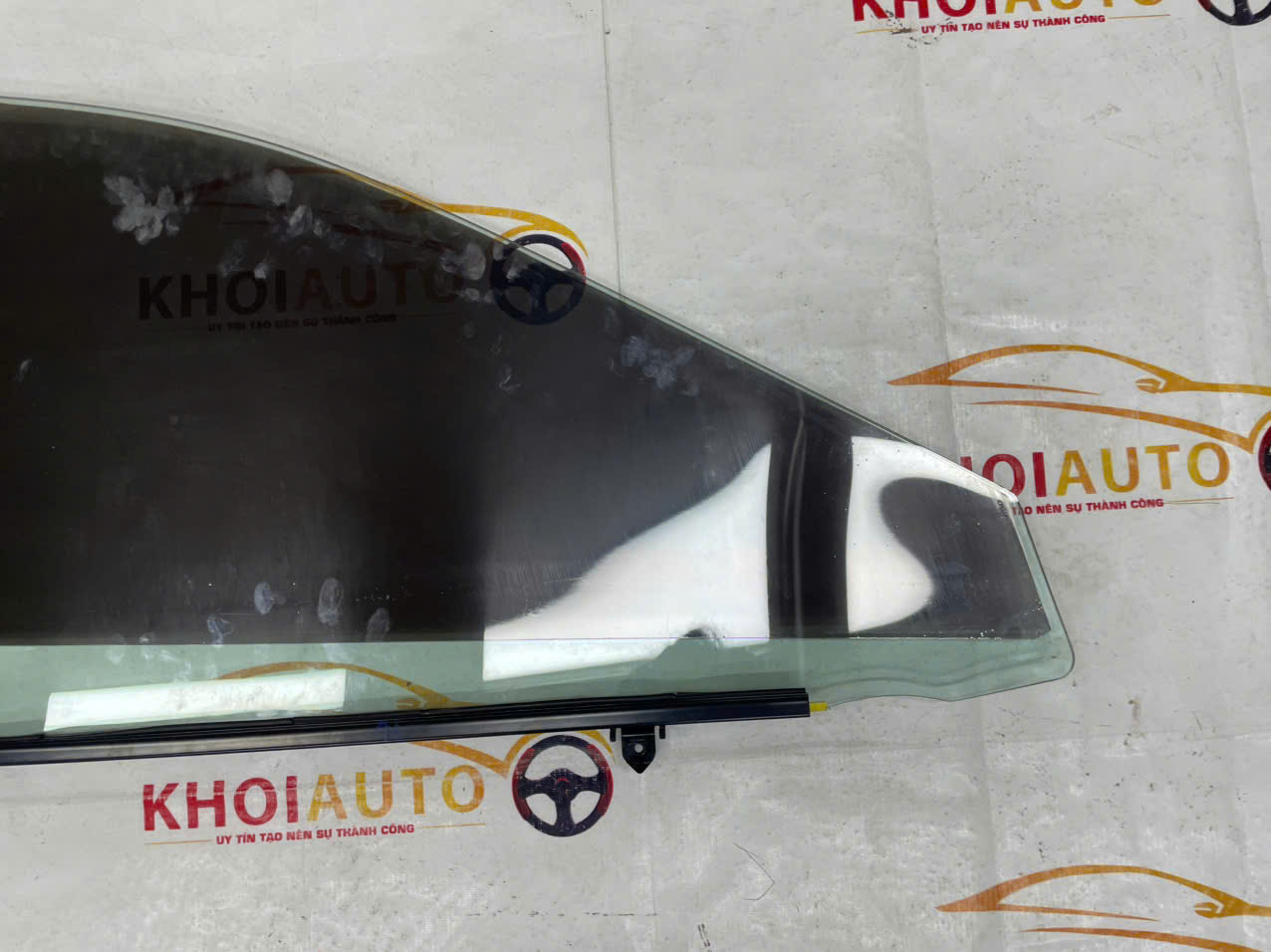 68102-33240 Kính Cửa Trước LEXUS ES350 2019-2021 Bãi Tháo Xe Vế Trái(LH)6810233240