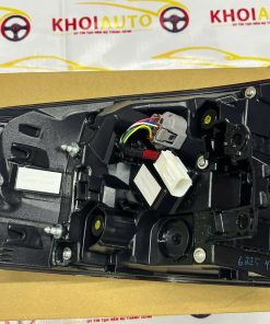 Đèn Hậu Ngoài Bên Phải (RH) Toyota Land Cruiser LC300 2021-2025 81561-60D40 Hàng Chính Hãng