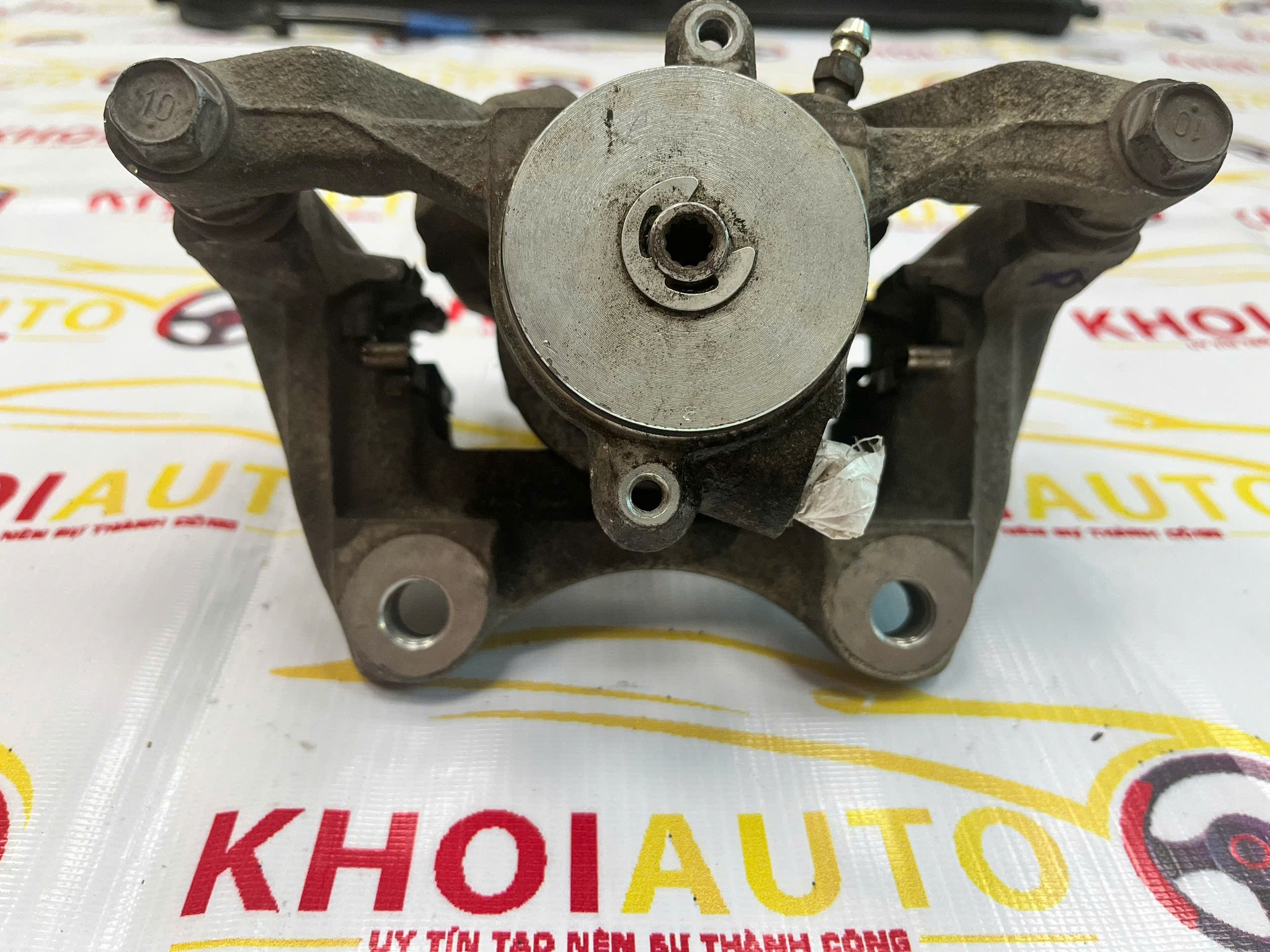47850-48130 Kẹp phanh sau bên trái LEXUS RX SERIES RX350 RX450h LH 4785048130 Bãi Tháo Xe