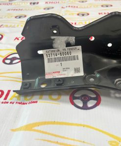 53714-60060 Giá Đỡ (Xương) Đèn Pha Toyota Land Cruiser 2016-20 Vế Trái(LH)5371460060