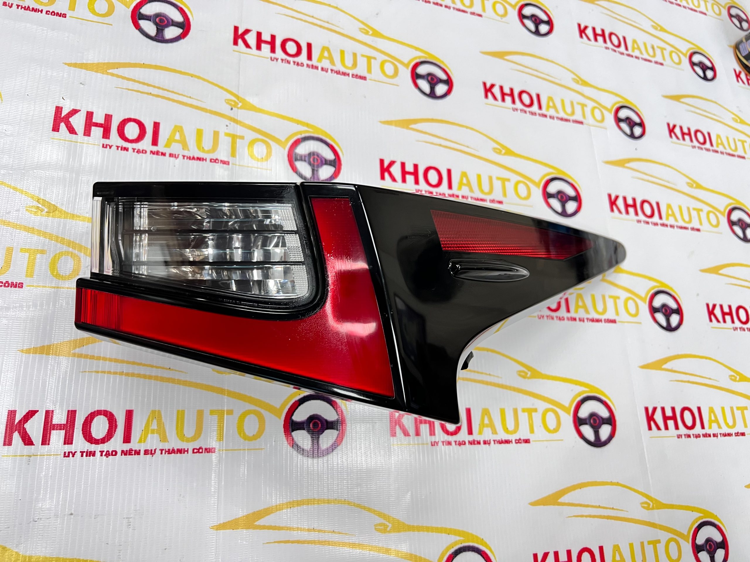 81551-53360 Đèn Hậu Ngoài LEXUS IS250 2020-2022 Phải (RH) 8155153360 Bãi Tháo Xe