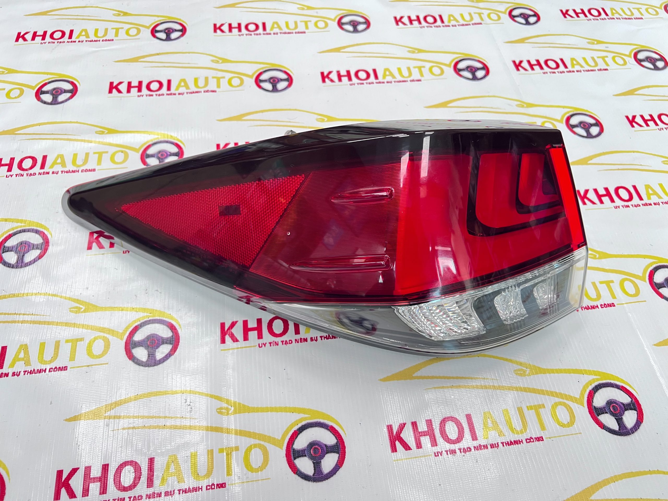 81560-48470 Đèn Hậu Ngoài LEXUS RX SERIES RX300 RX350 2019-2022 Trái(LH)8156048470 Bãi Tháo Xe