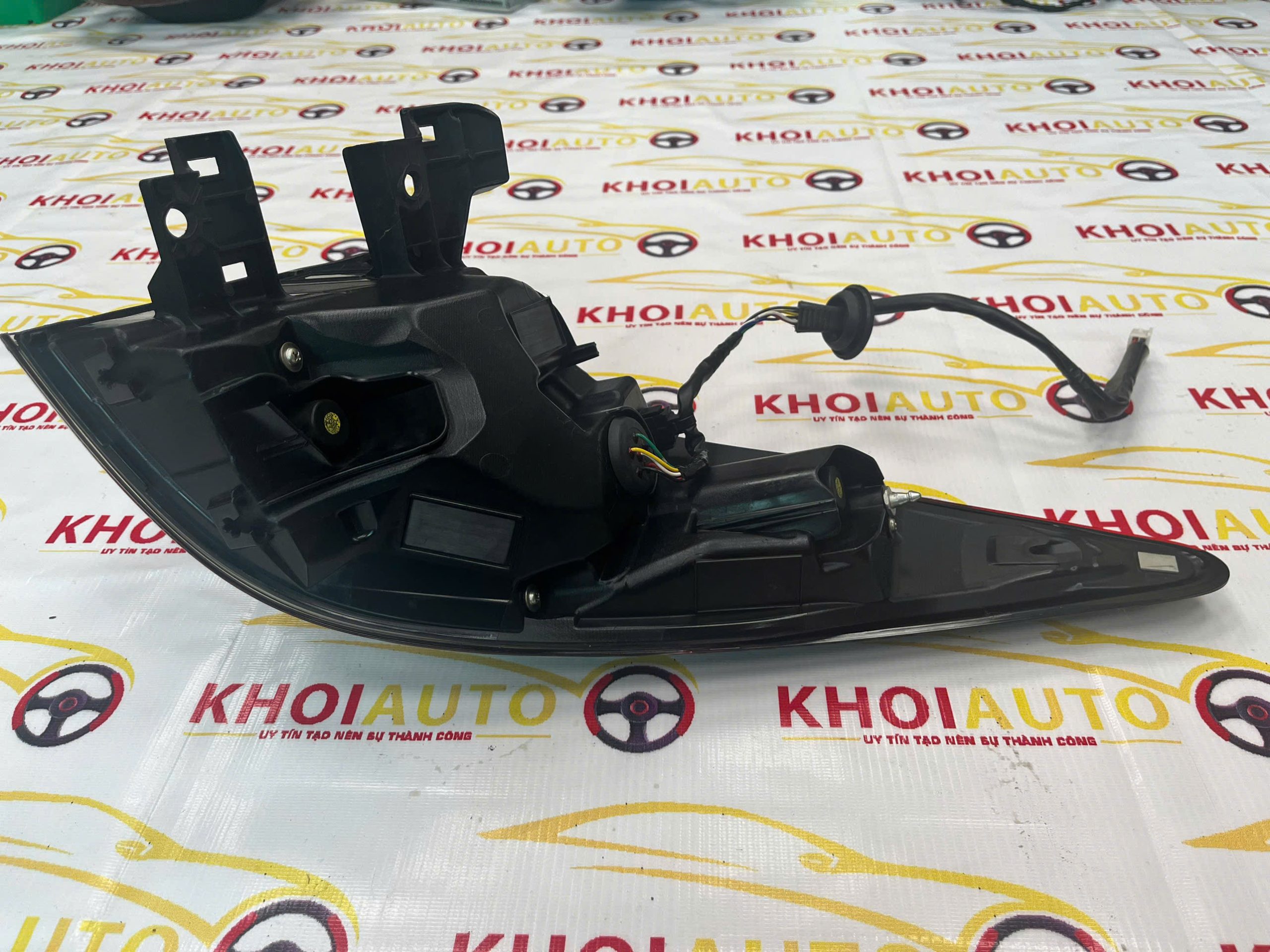 81560-48470 Đèn Hậu Ngoài LEXUS RX SERIES RX300 RX350 2019-2022 Trái(LH)8156048470 Bãi Tháo Xe