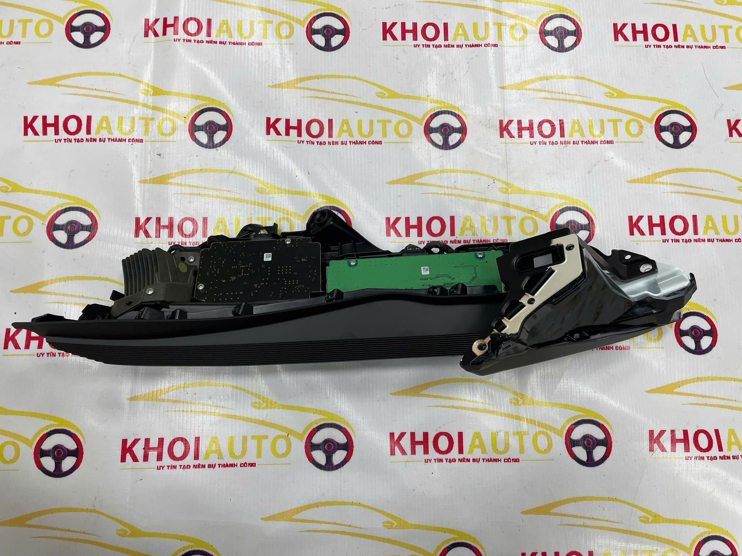 8112A-48G00 Cụm Dải Led Ngày LEXUS RX350 2019-2022 Phải(RH) 8112A48G00 Tháo Xe