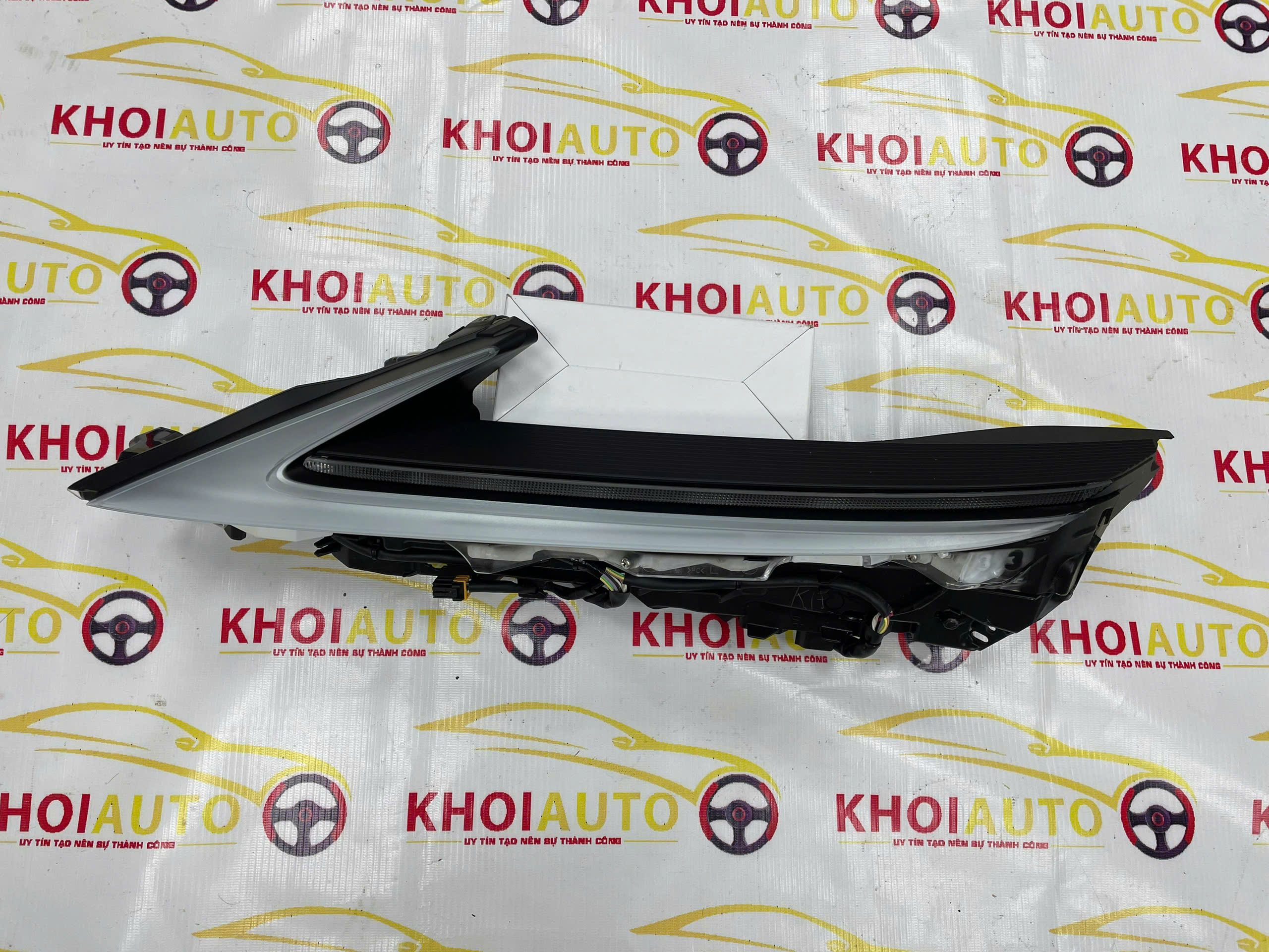 8116A-48G00 Cụm Dải Led Ngày LEXUS RX350 2019-2022 Trái(LH) 8116A48G00 Tháo Xe