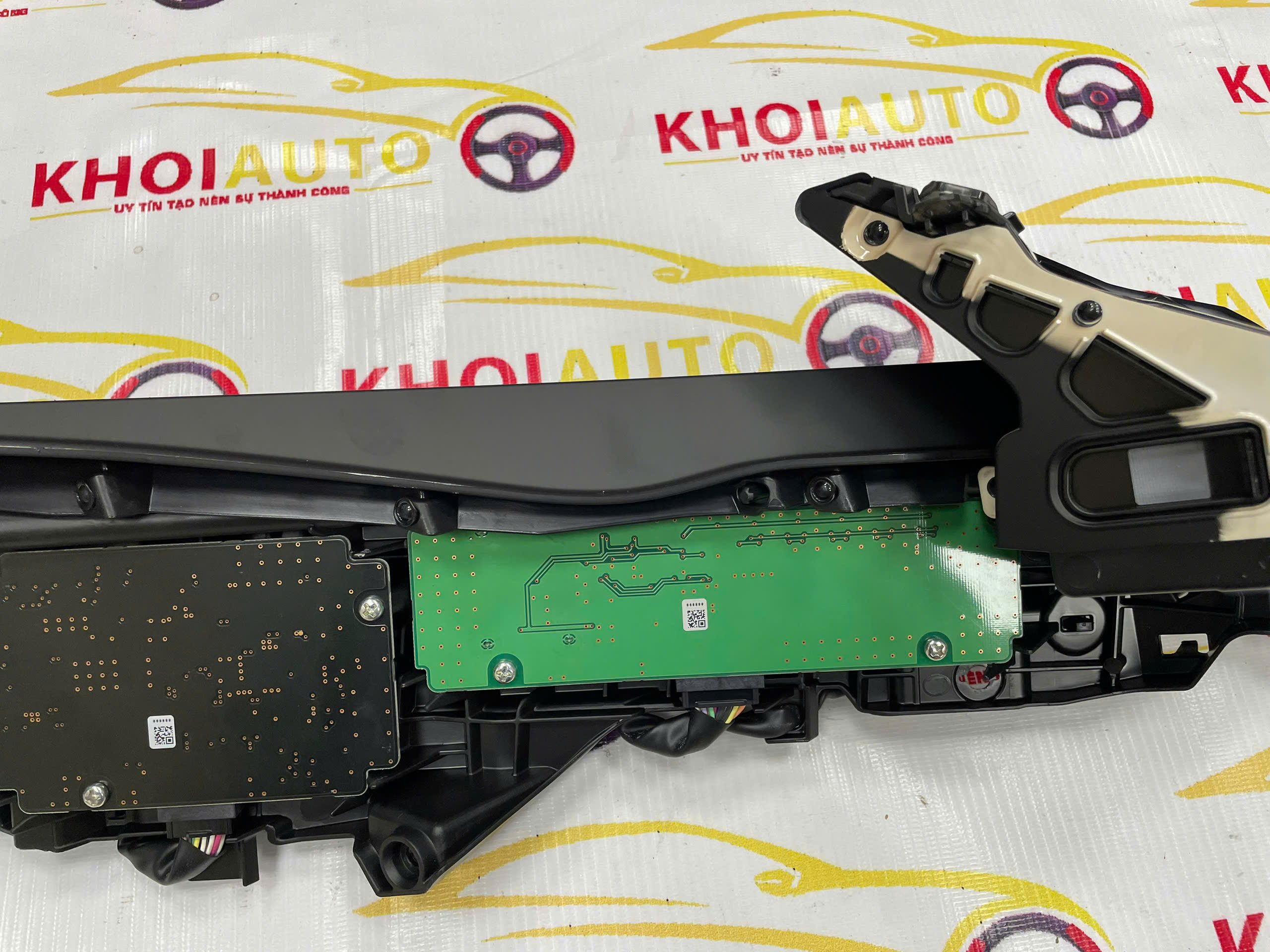 8116A-48G00 Cụm Dải Led Ngày LEXUS RX350 2019-2022 Trái(LH) 8116A48G00 Tháo Xe