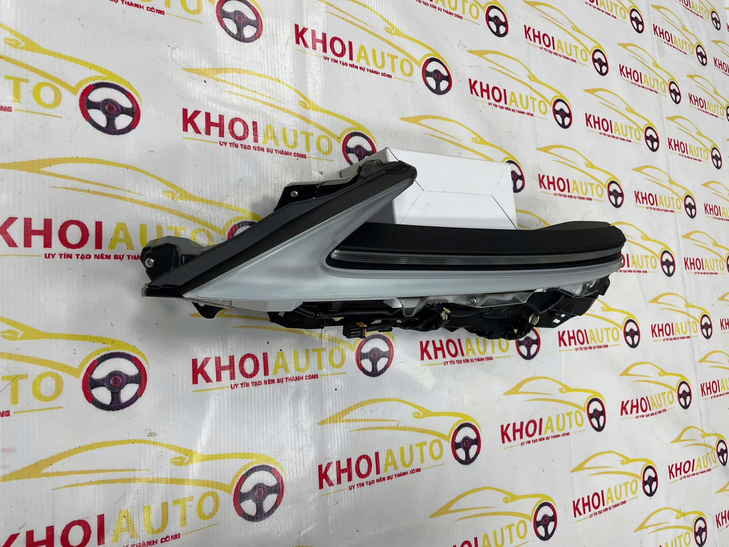 8116A-48G00 Cụm Dải Led Ngày LEXUS RX350 2019-2022 Trái(LH) 8116A48G00 Tháo Xe