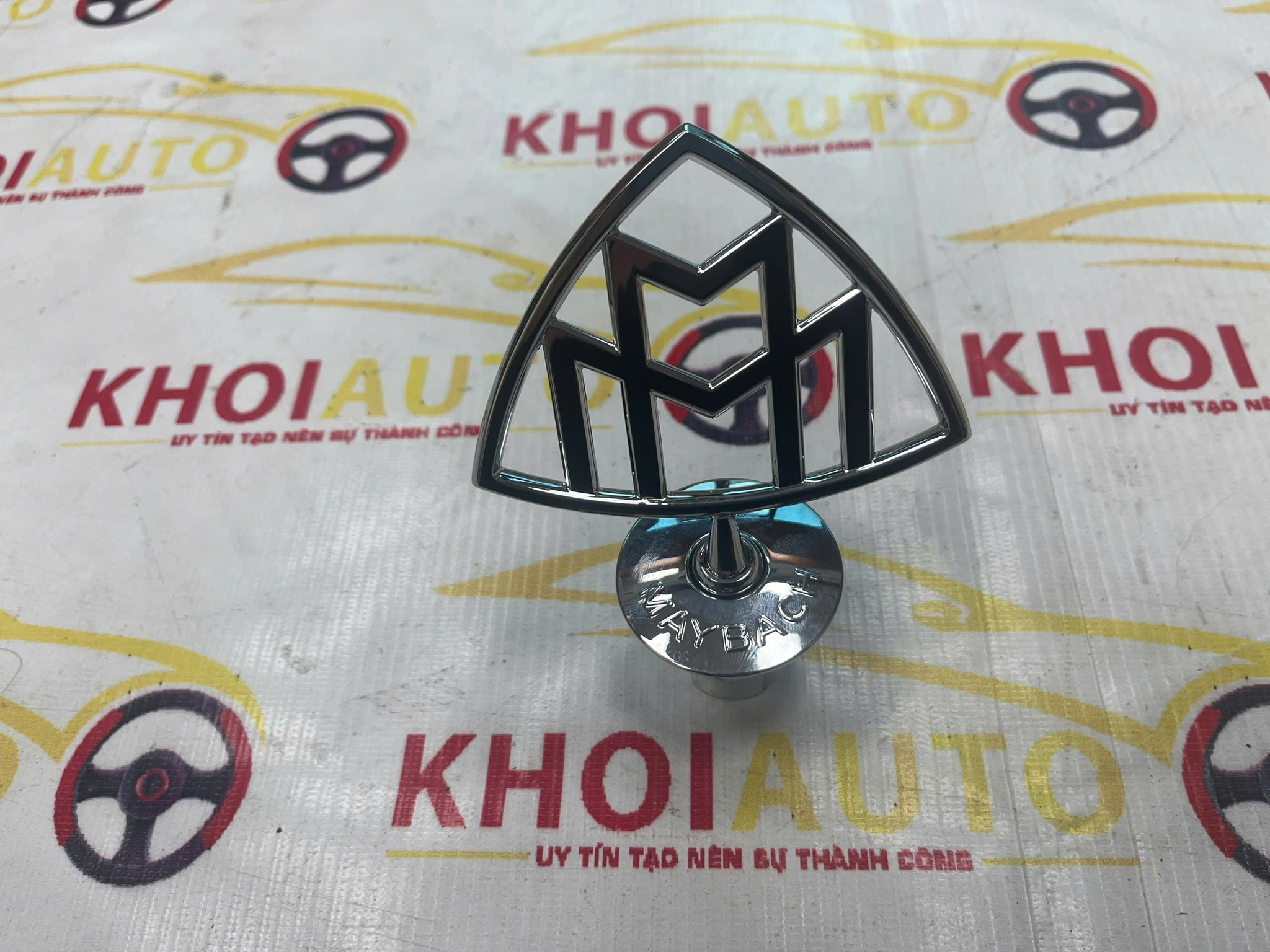 A2228800469 Logo Capo Mercedes S MAYBACH W222 X222 Z223 OEM