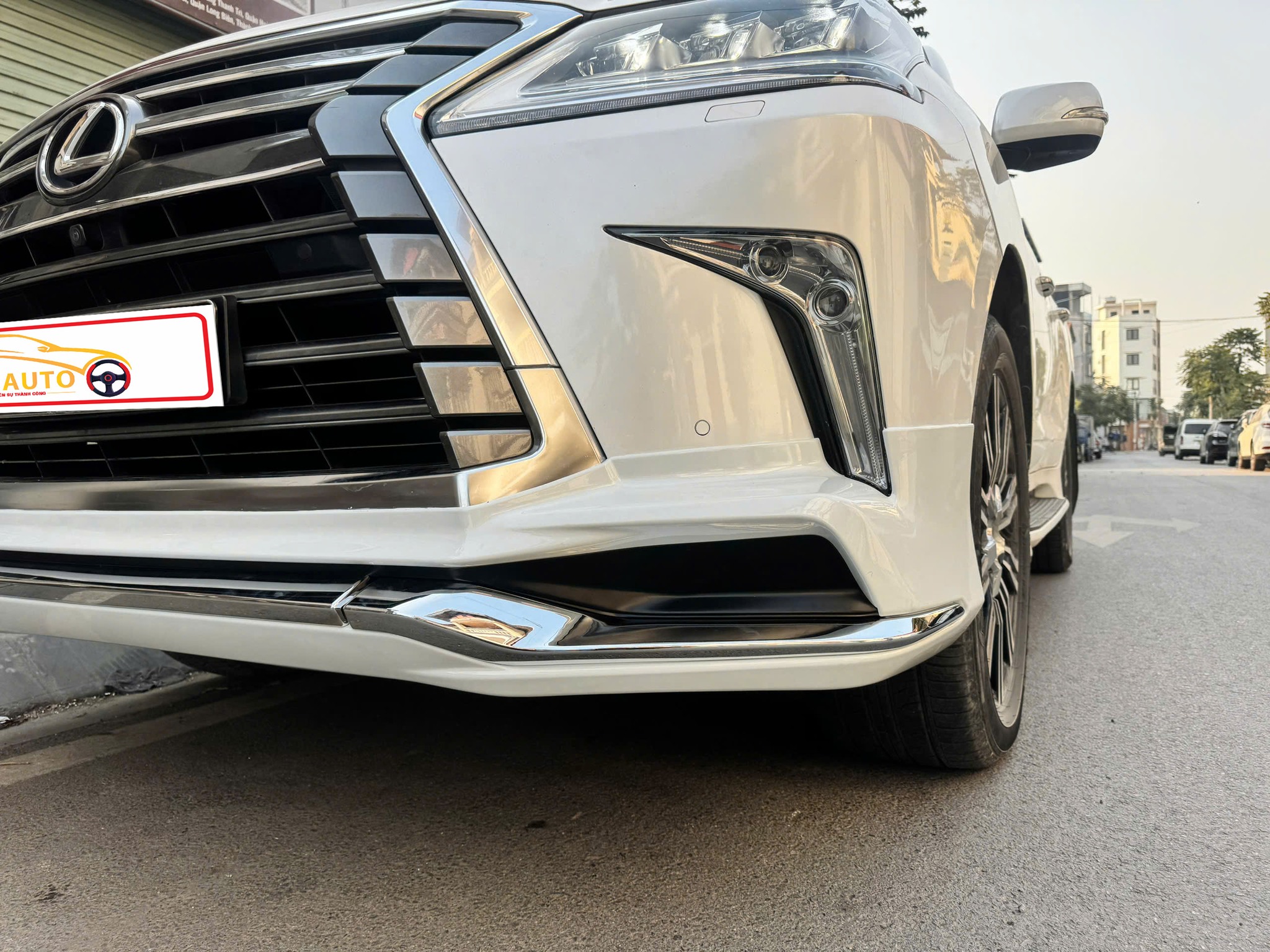 Bodykit Lexus LX570 2016-2019 Nâng Đời, Lên Đời Xe Sang Hàng OEM Cao Cấp