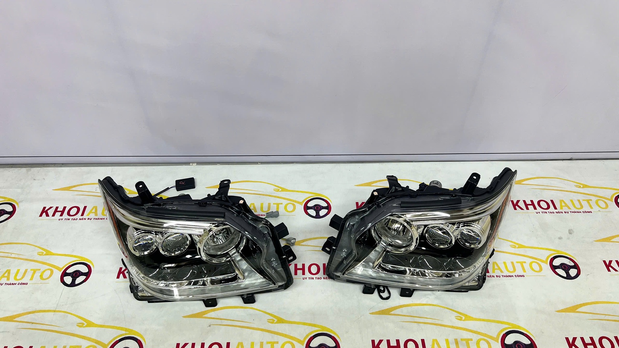 Đèn Pha LEXUS GX460 2014-2018 81145-60G30 & 81185-60G30 OEM