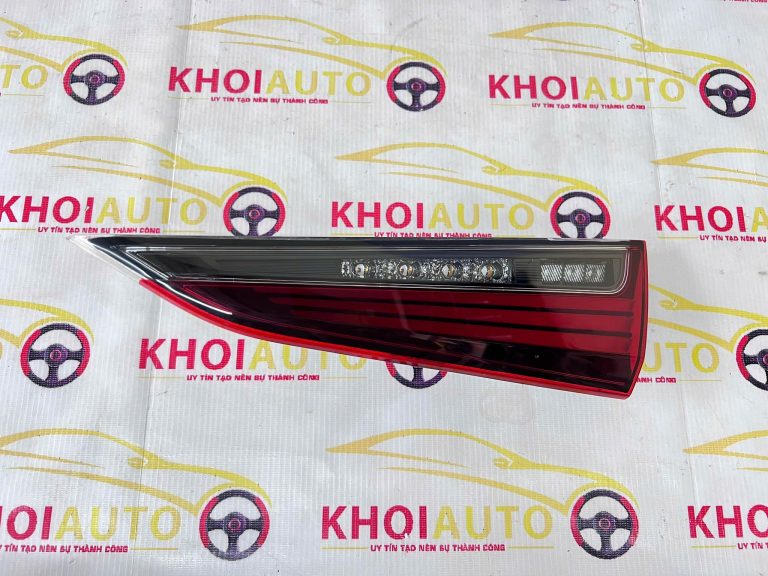 81580-33472 Đèn Hậu Trong LEXUS  ES250 ES300 ES350 2018-2021 Phải(RH)8158033472 Tháo Xe